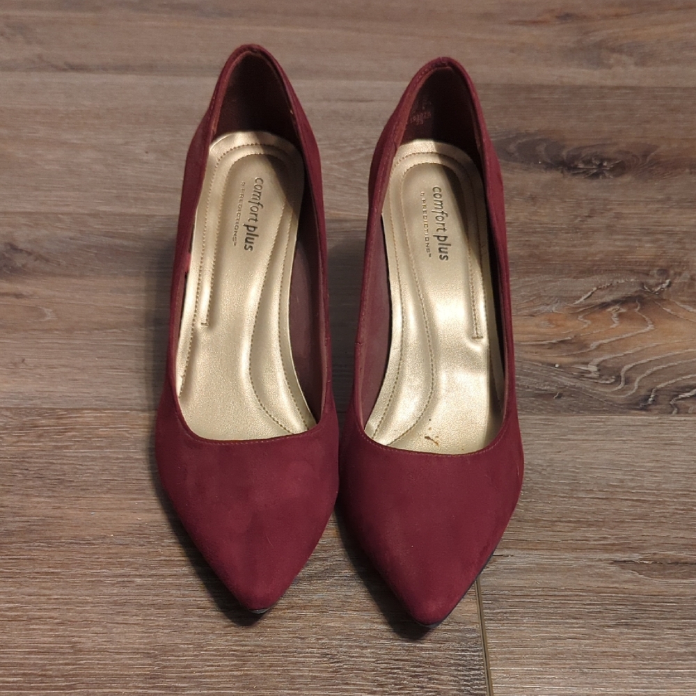 comfort plus by Predictions Women's Wine Pointed-Toe Pumps